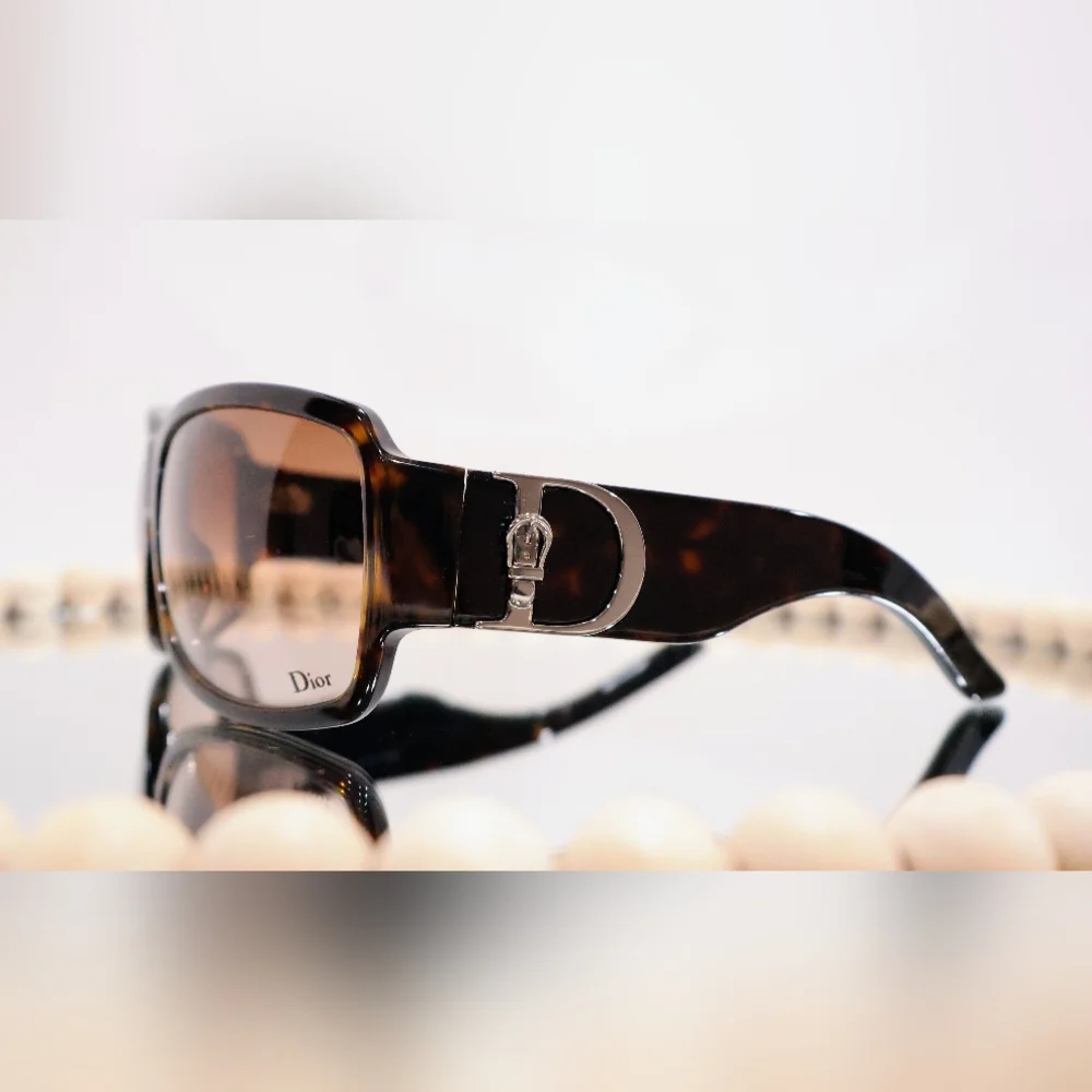 Christian Dior Vintage Y2K Tortoise Shell Sunglasses Silver Logo Authentic